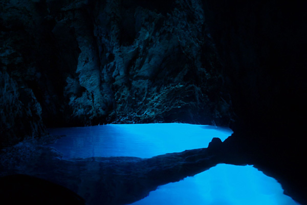 DAY 6 - BLUE CAVE & 5 ISLAND TOUR